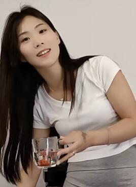 这媳妇是懂我的