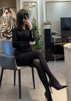 天凉穿什么丝