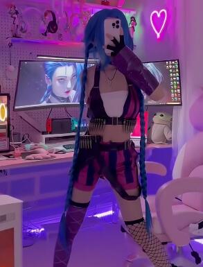 未音酱小萝莉不爱我是真的没品 英雄联盟cos