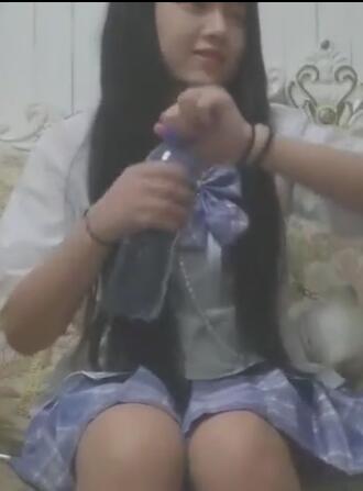 探花胜哥高价约妹子背著男友出来