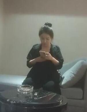 三哥少妇猎手05-05美容店老板娘