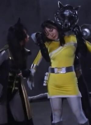 三姉妹、絶体絶命の果てに
