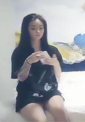 七天高端外围06-03长相俏丽的小姐姐