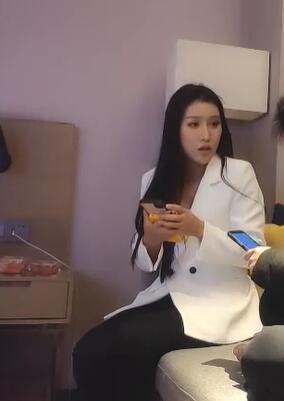 步宾探妹03-02高个美模九九免费