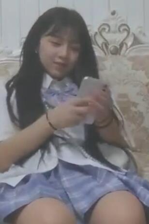探妹约颜值不错的零零后嫩妹