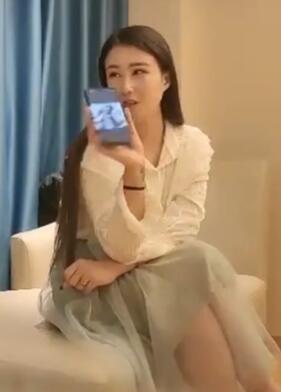 探花大手笔直接找两个少妇玩双飞