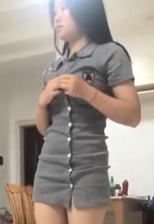 18岁的悠悠可爱少女轻点疼疼疼