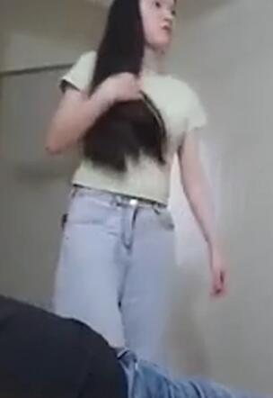 路边小按摩店花大价钱搞的良家型极品少妇老板娘