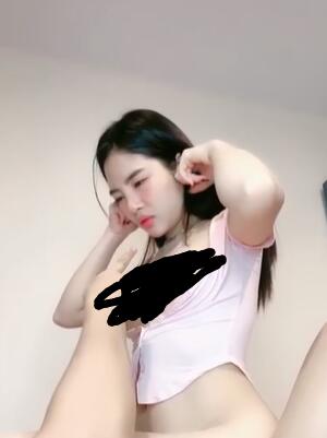 小姐姐和网友
