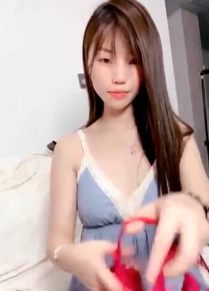 我就喜欢看18岁学生妹2