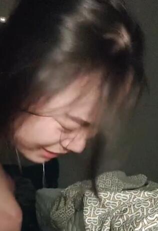 刚刚离婚的美女同事