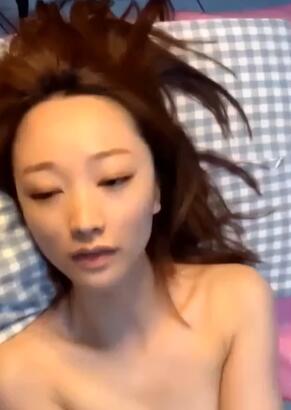 美少妇翘起屁股