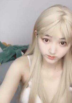 04年小情妇极品尤物美少女