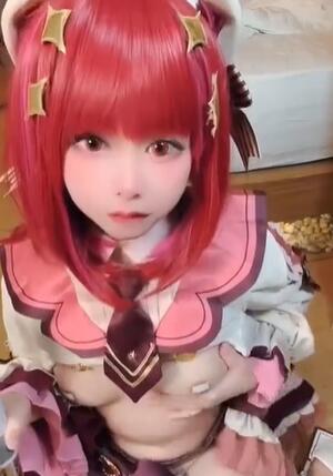 露脸反差可爱萝莉『remukira』唯美COS