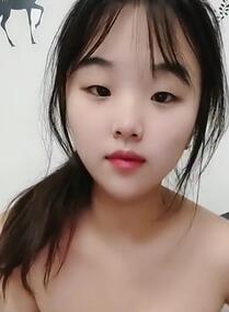 纯情微胖小婊妹露脸跟小哥