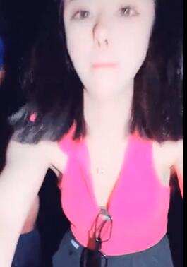 第一女探花回归_户外勾搭野战_20220422