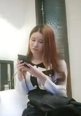 韩国妹子颜值不错白皙妹子