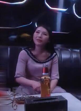 一夜小姐姐貌美温柔歌声
