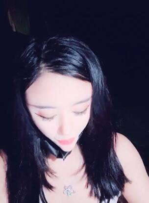 第一女探花回归_户外勾搭野战_20220226
