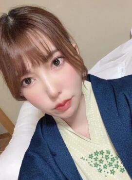 一个见面后就疯狂的已婚女人