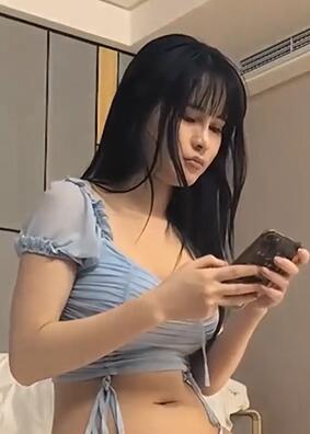 极品小少妇俏丽美女一枚超清设备4K偷拍
